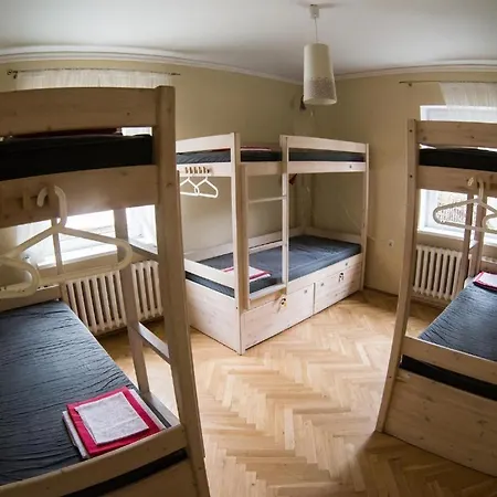 Hostelino Hostel *